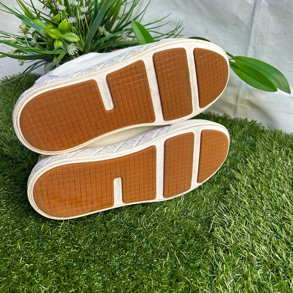 TORY BURCH Ladybug Sneaker Color: White / White / White women size 6.5 - Picture 17 of 17